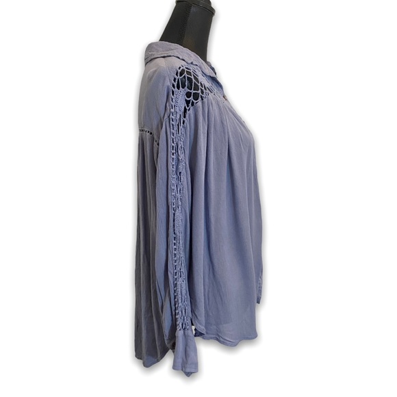 Free People Blouse Blue Small Crochet Shoulders - Picture 2 of 5